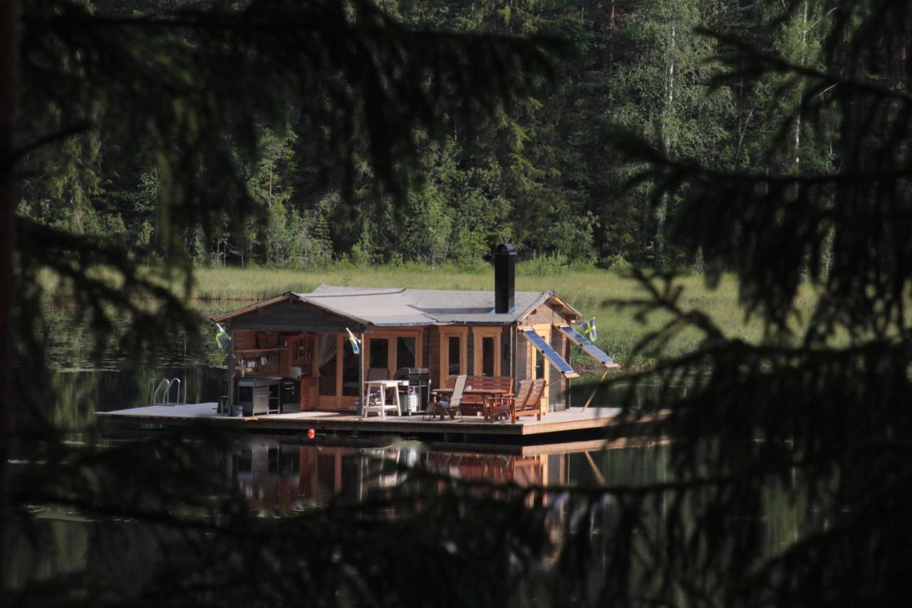 Rustika Strandstugor Utanfoer Raettvik Exterior photo